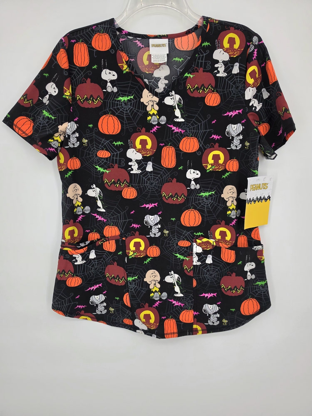NWT Peanuts Halloween Snoopy Charlie Brown Scrub Medical Top V Neck S Pockets - Picture 6 of 10